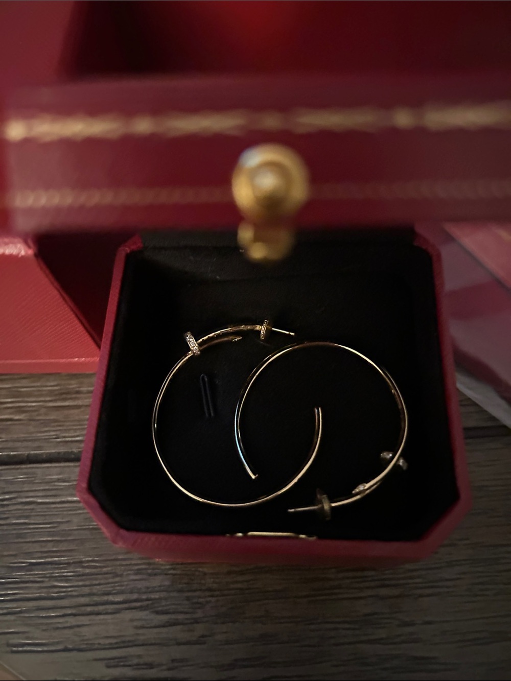 Cartier Red Hoop Nail Stule Earings Gold
